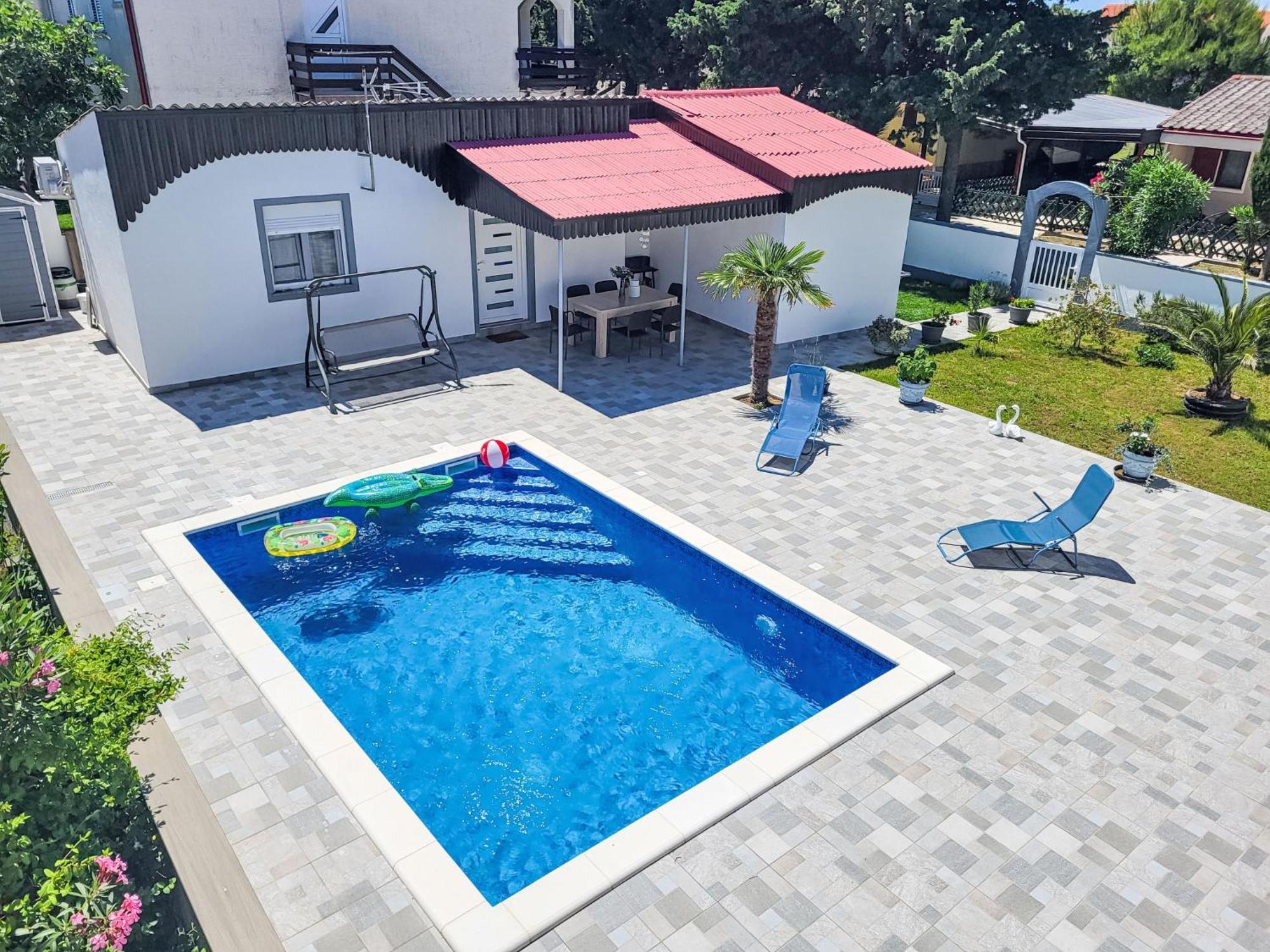 Holiday Home Matea By Interhome Nin Buitenkant foto