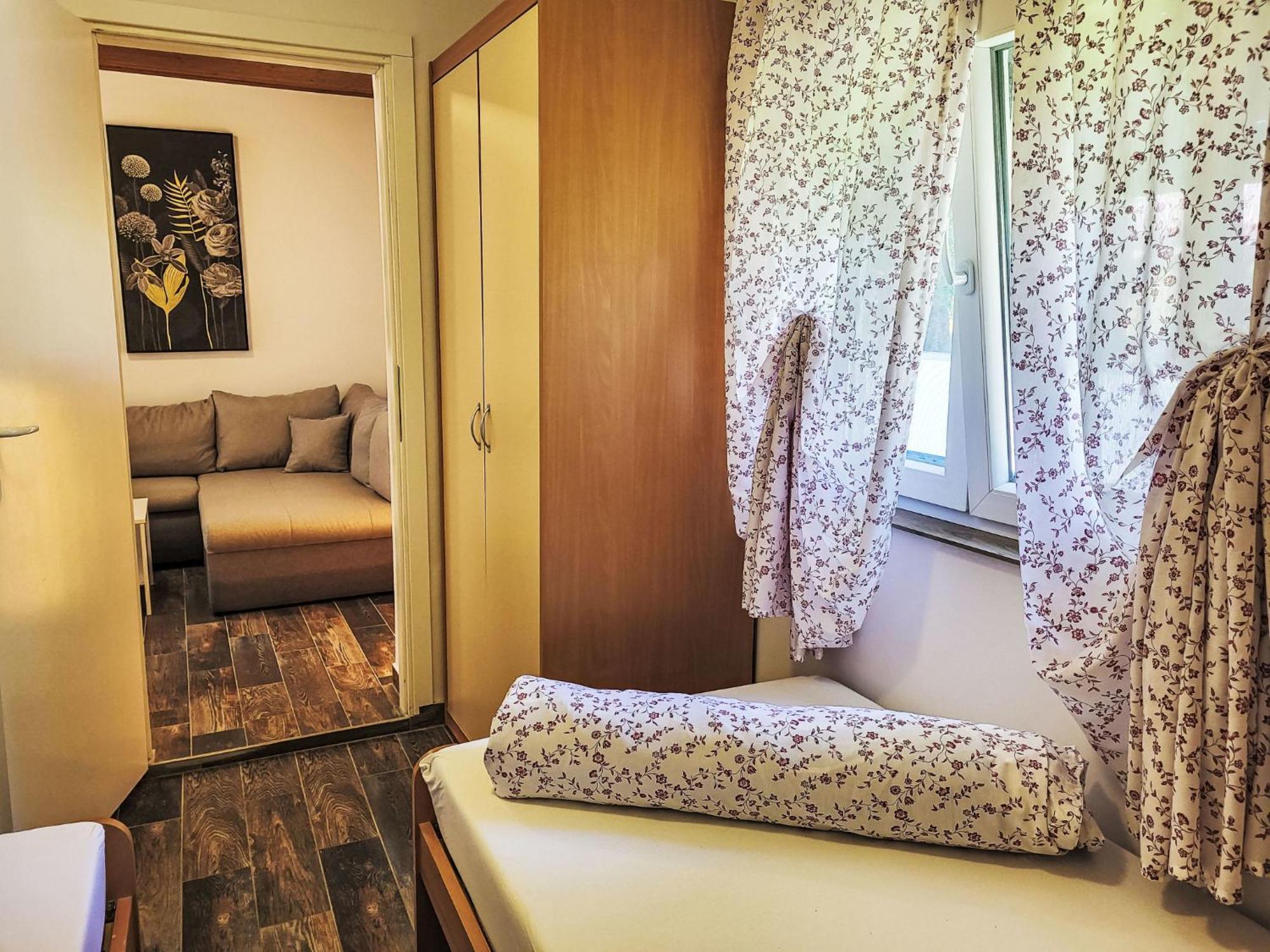 Holiday Home Matea By Interhome Nin Buitenkant foto