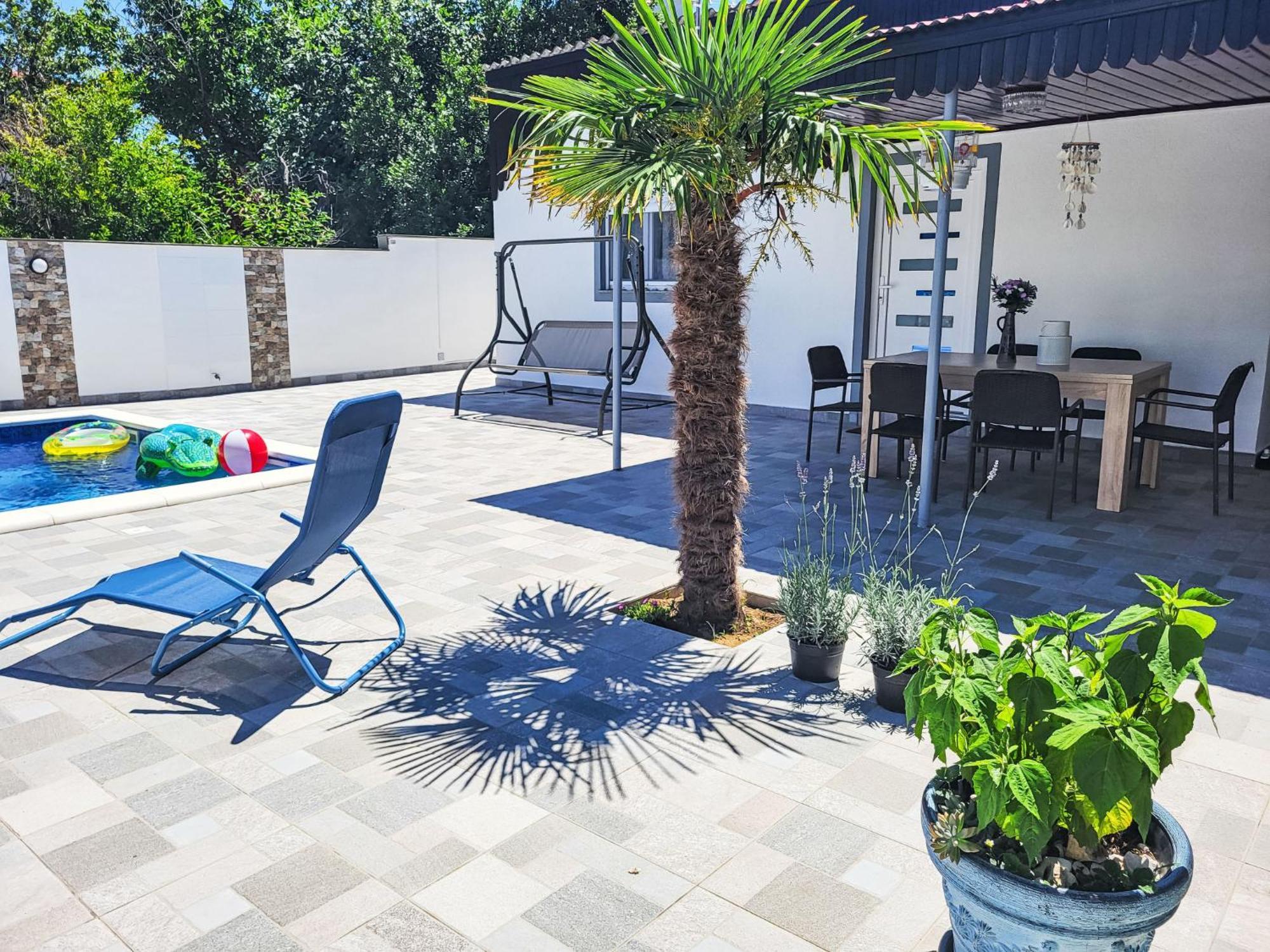 Holiday Home Matea By Interhome Nin Buitenkant foto