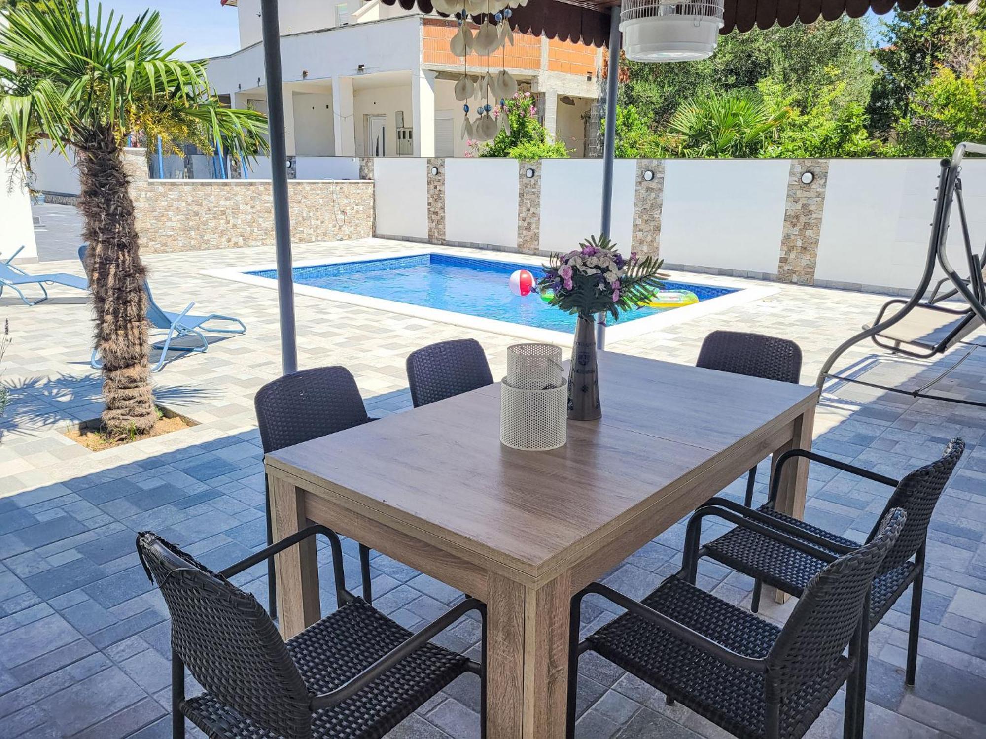 Holiday Home Matea By Interhome Nin Buitenkant foto